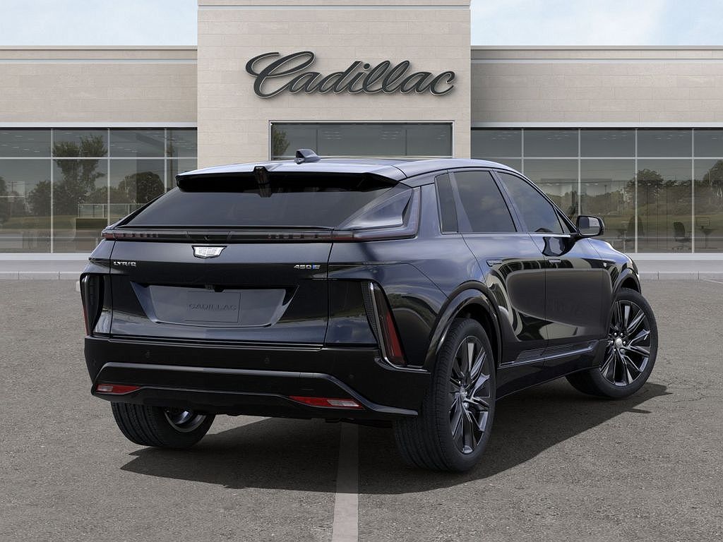 2024 Cadillac Lyriq Sport 3 image 3