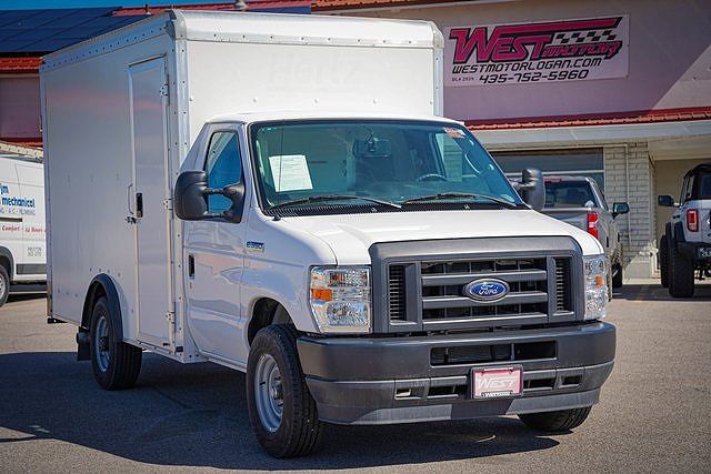 2022 Ford Econoline E-350 image 0