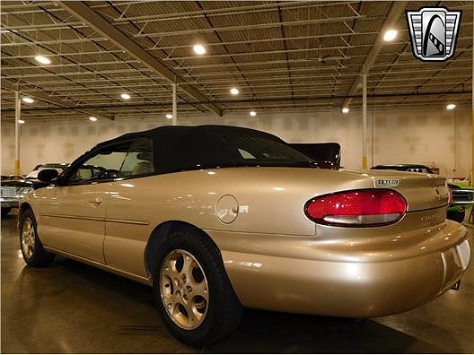 1998 Chrysler Sebring JXi image 4