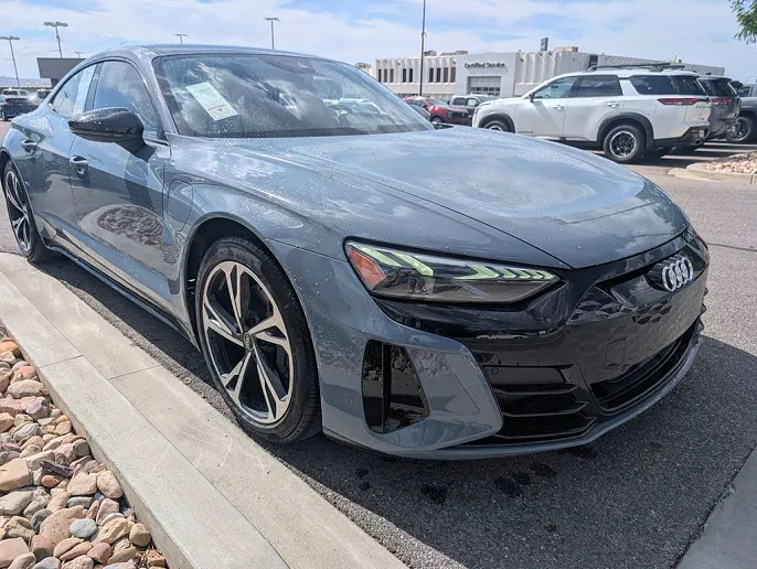 2022 Audi e-tron GT