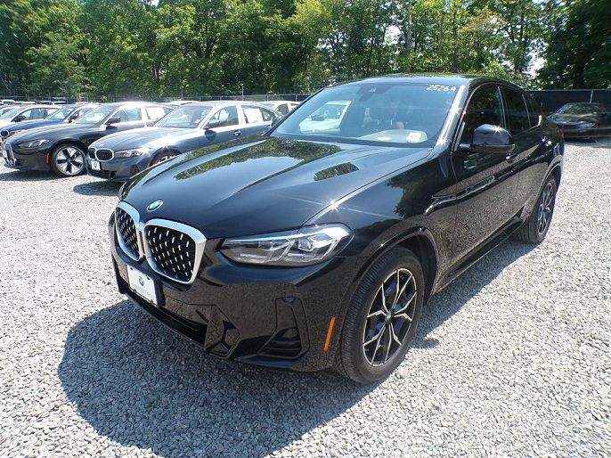 2023 BMW X4