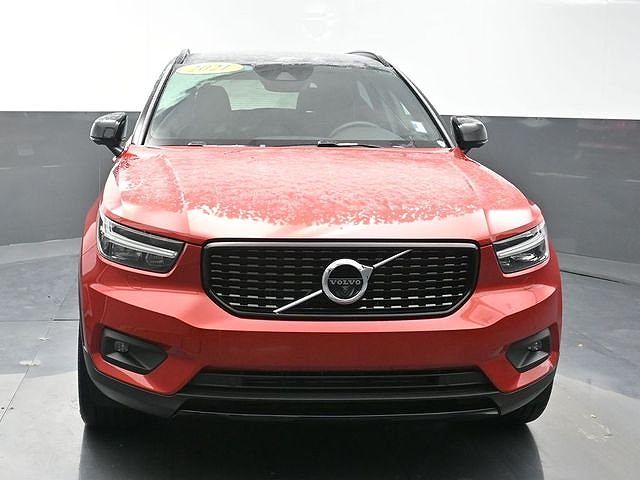 2021 Volvo XC40