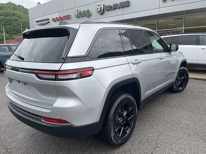 2026 Jeep Grand Cherokee
