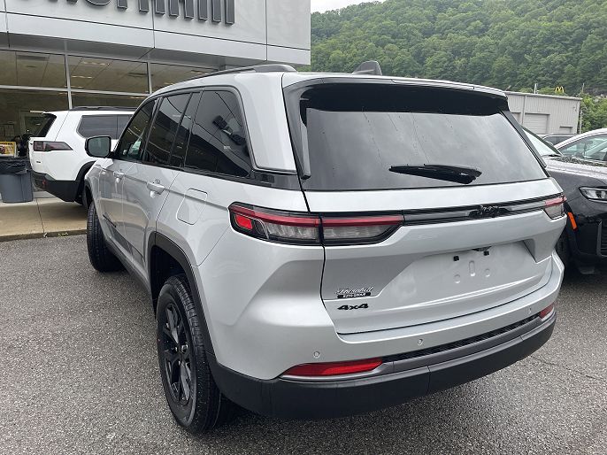 2026 Jeep Grand Cherokee