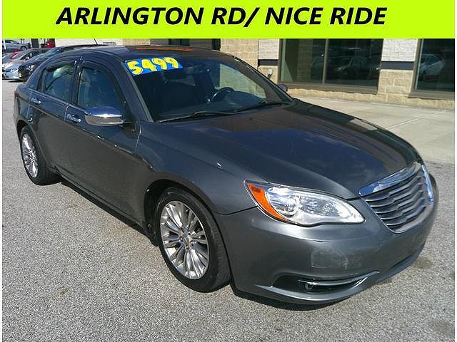 2013 Chrysler 200