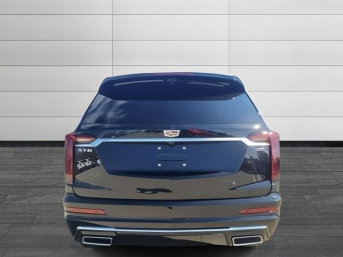 2025 Cadillac XT6