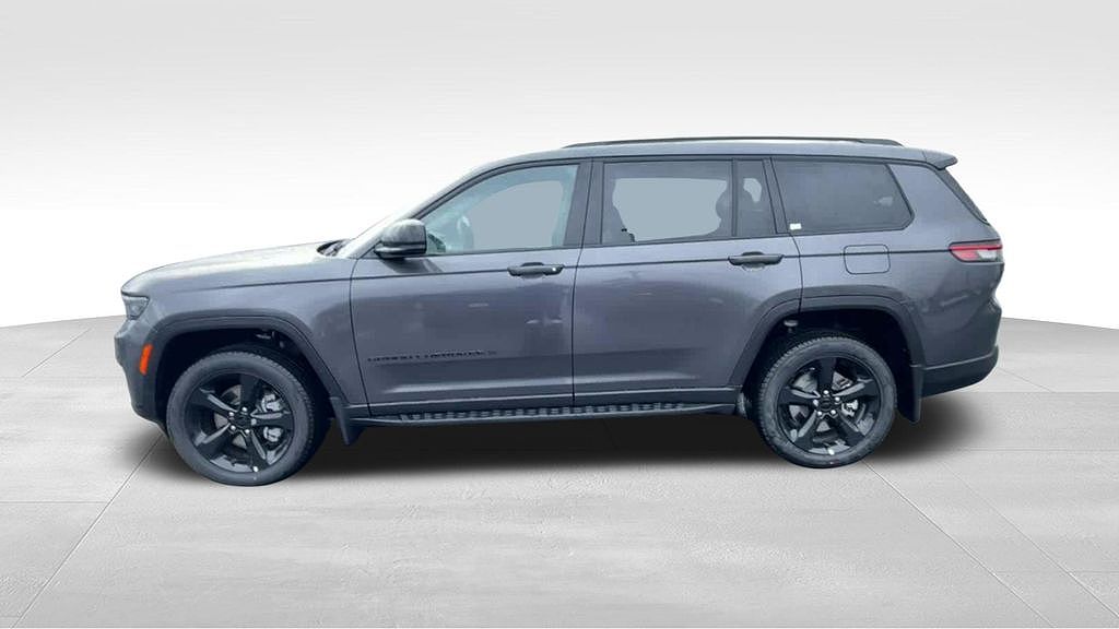 2024 Jeep Grand Cherokee L Limited Edition image 5