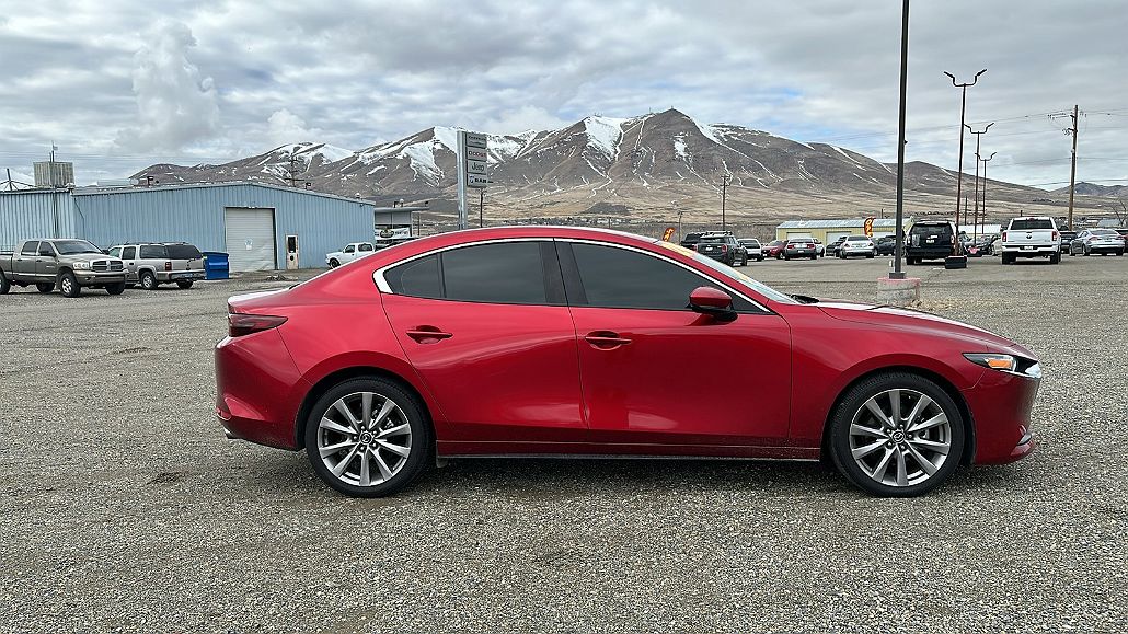 2019 Mazda Mazda3 Select image 1