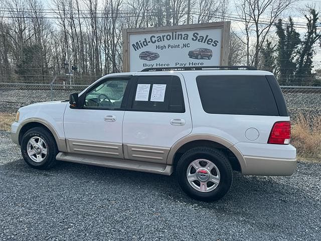 2005 Ford Expedition Eddie Bauer image 0