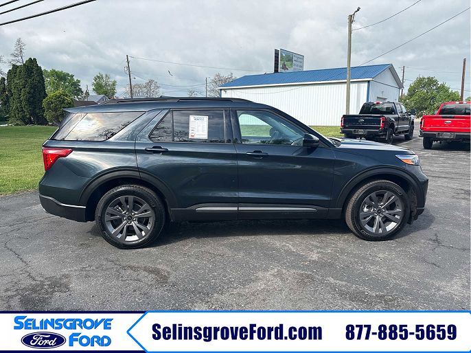 2022 Ford Explorer