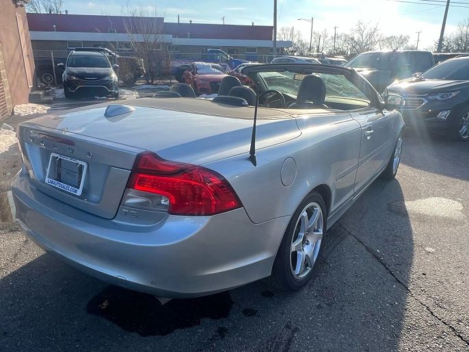 2011 Volvo C70