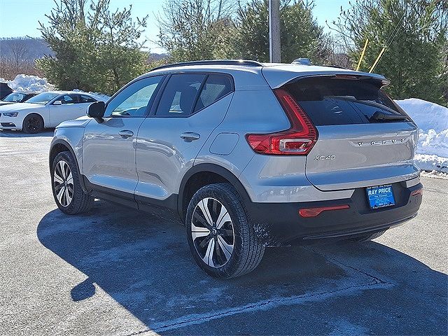 2023 Volvo XC40