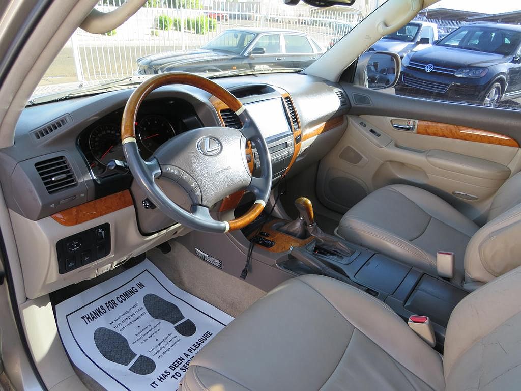 2003 Lexus GX 470 image 15