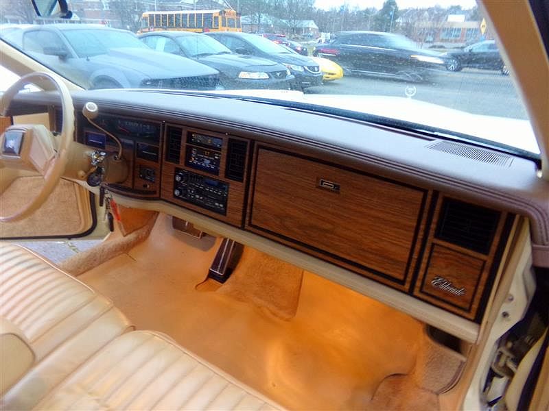 1985 Cadillac Eldorado null image 18