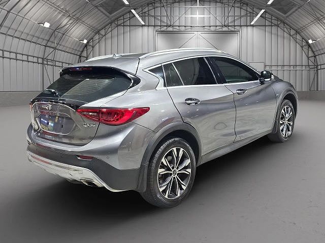 2017 Infiniti QX30