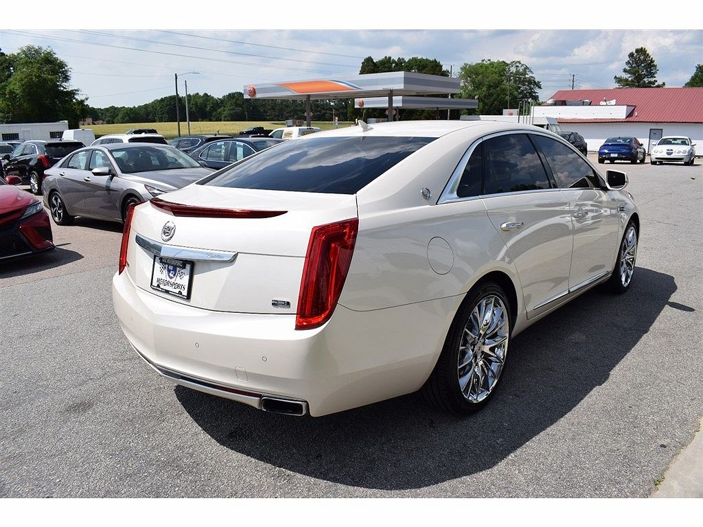 2013 Cadillac XTS Platinum image 4