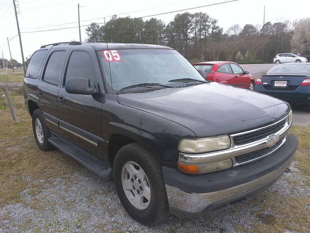 2005 Chevrolet Tahoe null image 1