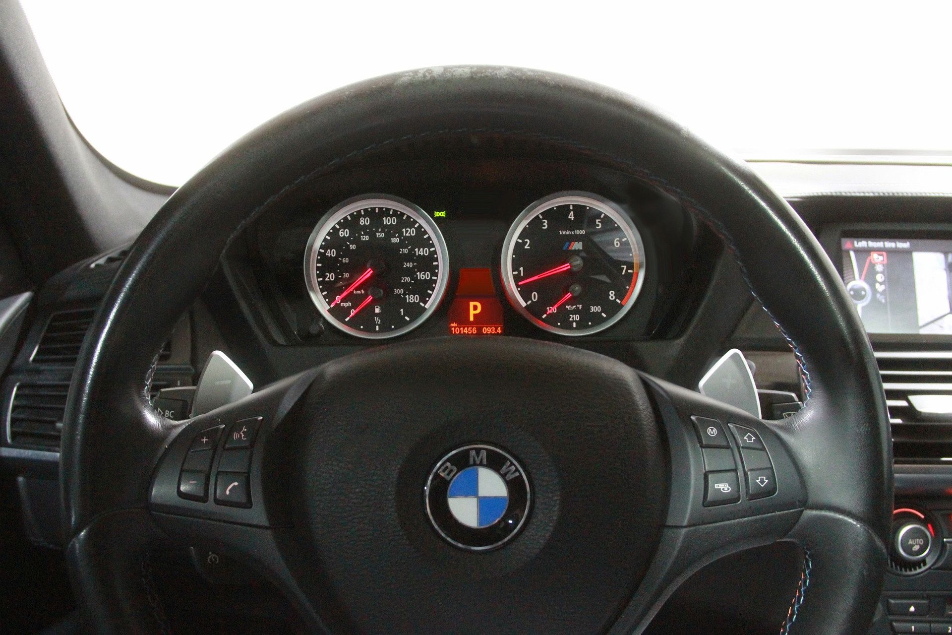 2012 BMW X6 M image 26