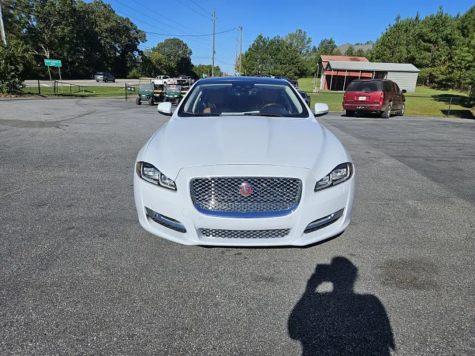 2018 Jaguar XJ