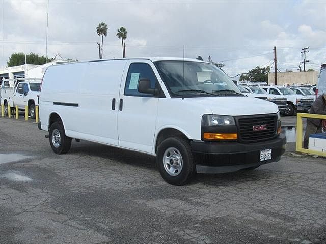 2023 GMC Savana