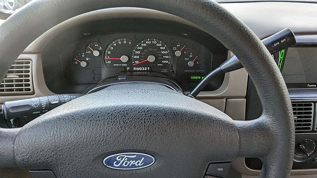 2005 Ford Explorer XLS image 33