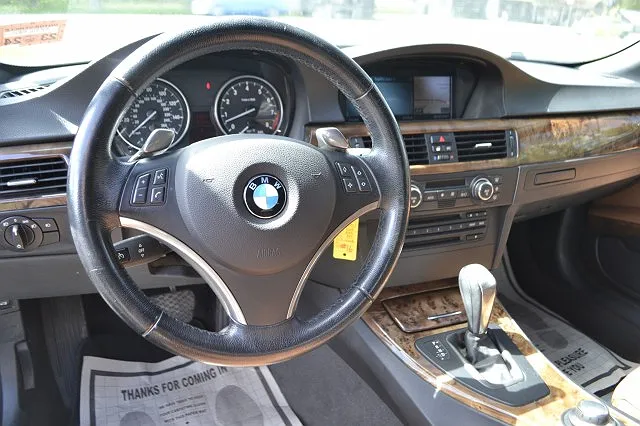 2008 BMW 3 Series 335i image 3