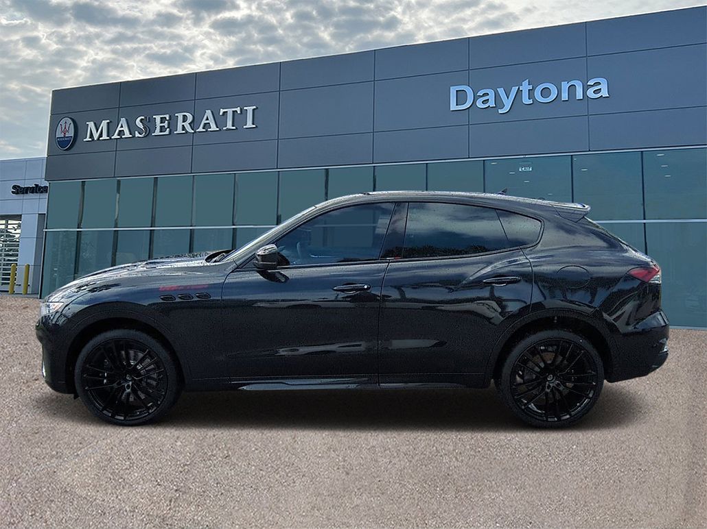 2024 Maserati Levante Trofeo image 5