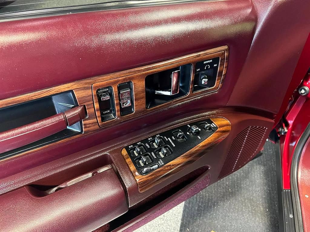 1995 Chevrolet Caprice Classic/Impala image 4
