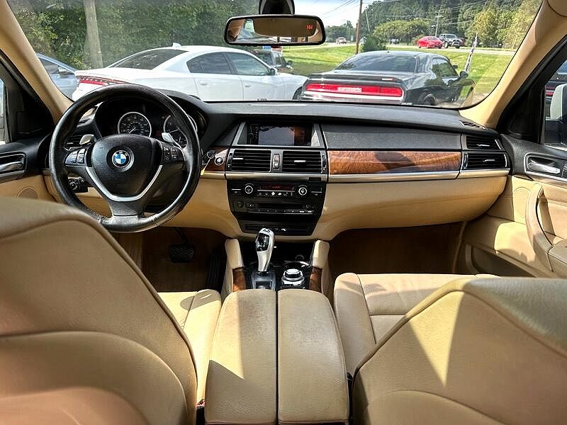 2010 BMW X6 xDrive35i image 24