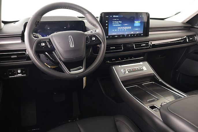 2027 Lincoln Aviator