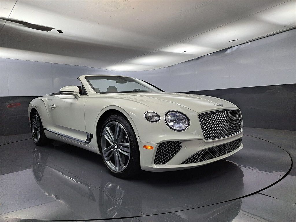 2021 Bentley Continental GT image 0