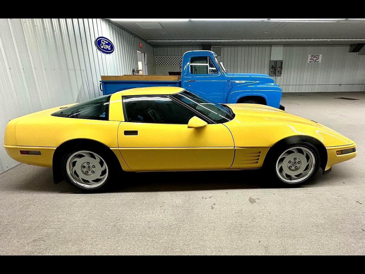 1992 Chevrolet Corvette null image 31