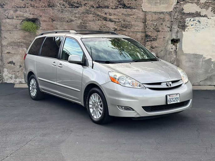 2008 Toyota Sienna