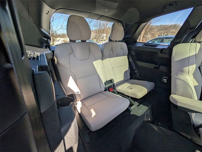2025 Volvo XC90