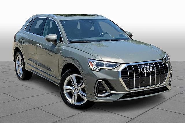 2022 Audi Q3