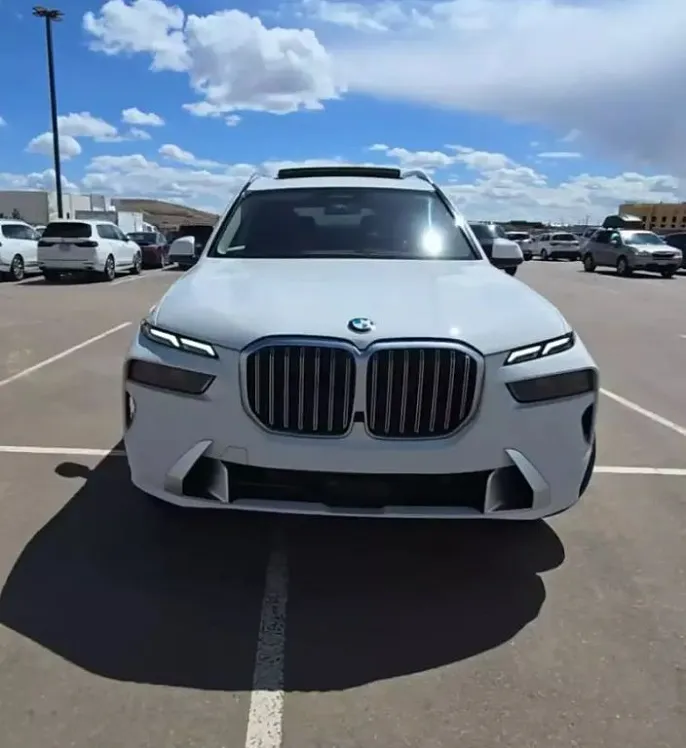 2024 BMW X7