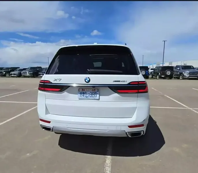 2024 BMW X7