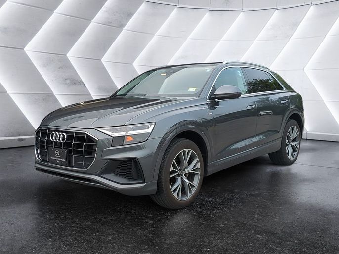 2021 Audi Q8
