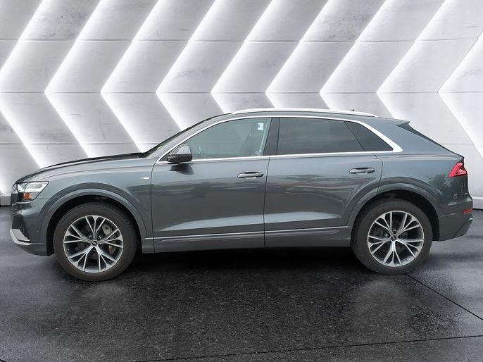 2021 Audi Q8