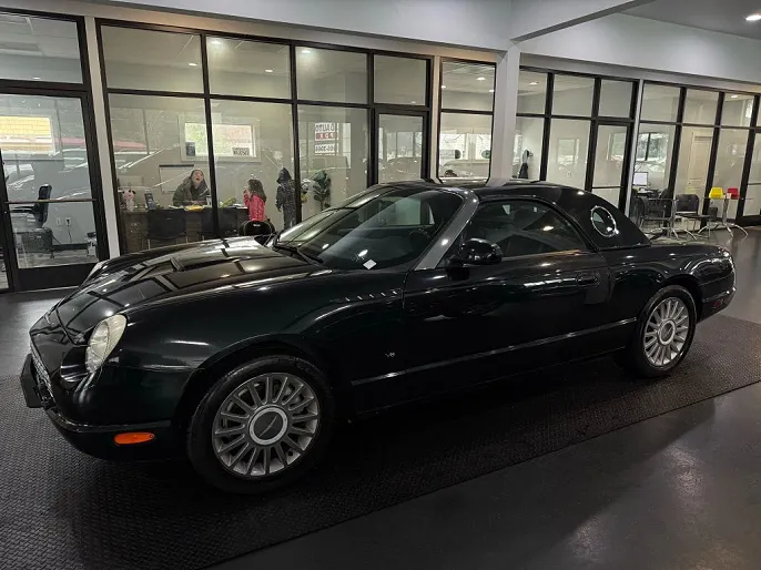 2004 Ford Thunderbird