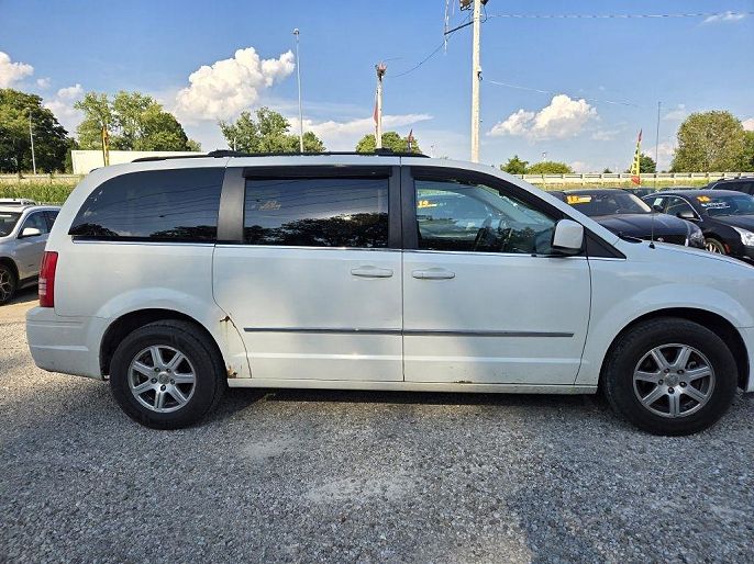2009 Chrysler Town & Country