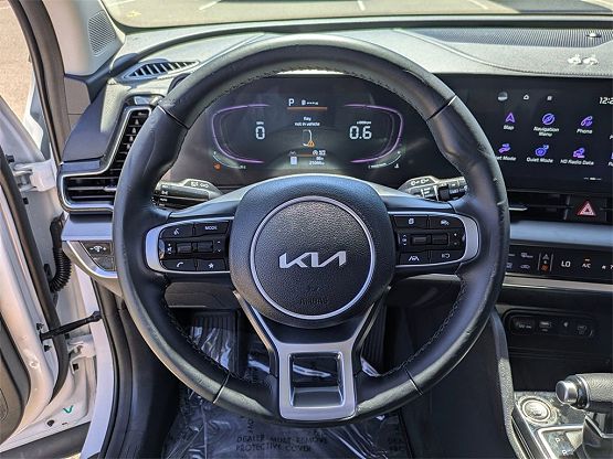 2024 Kia Sportage EX photo 9