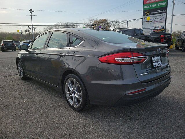 2020 Ford Fusion SEL image 3