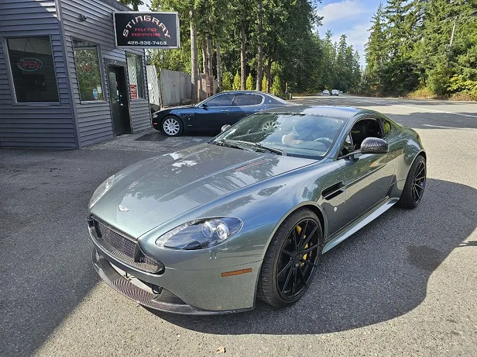 2015 Aston Martin V8 Vantage