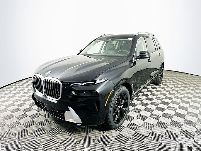 2025 BMW X7