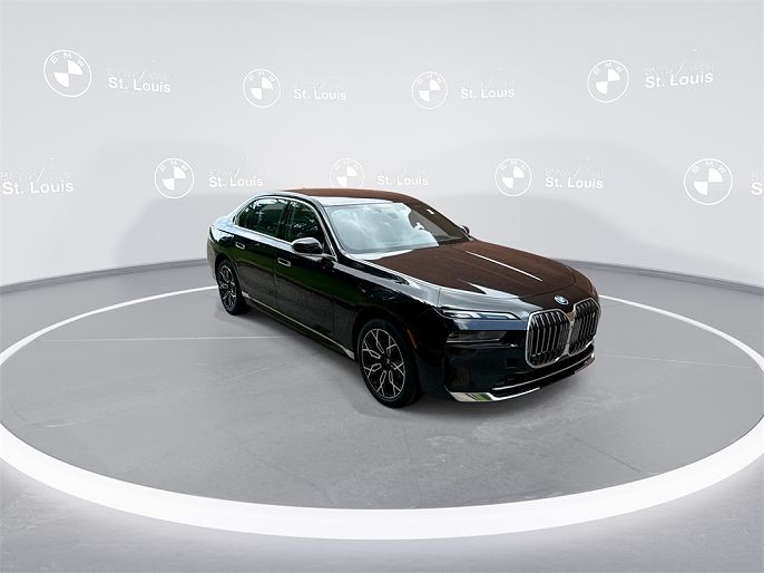 2025 BMW i7