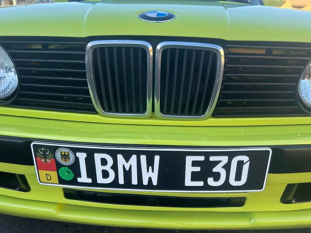1989 BMW 3 Series 325i image 5
