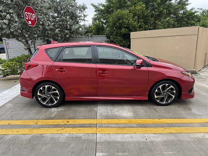 2016 Scion iM