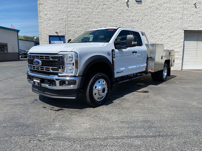 2025 Ford F-550