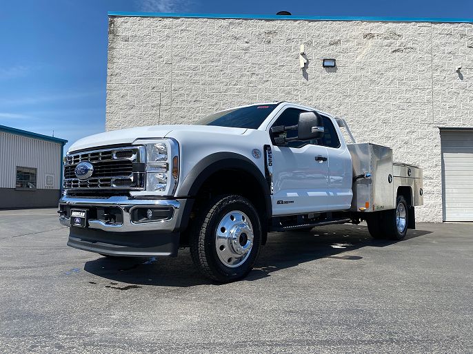 2025 Ford F-550